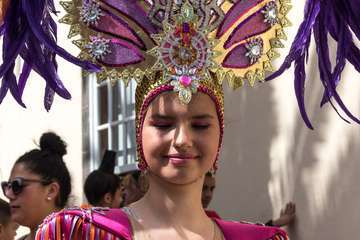 El Carnaval 'okupa' las calles del casco antiguo de la capital (Foto José Francisco Fernández Belda)